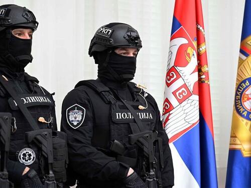 Nastavak represije u Srbiji: Uhapšeni blokaderi zbog navodnog pokušaja državnog udara