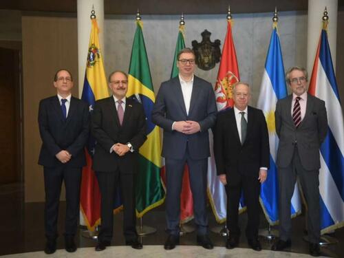 Nastavak sabotaže Rezolucije: Vučić razgovarao i s ambasadorima južnoameričkih zemalja