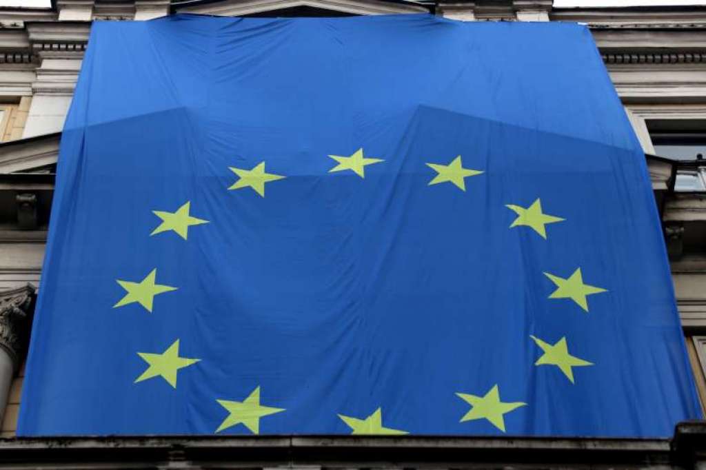 Nastaviti usklađivanje sa standardima EU o autorskim pravima