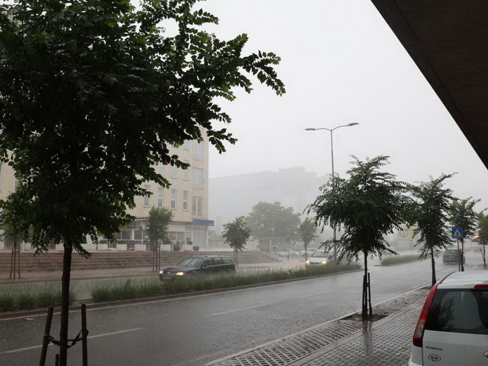 Nastavlja se razdoblje nestabilnih vremenskih prilika - sunce, kiša, susnježica, snijeg
