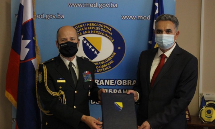 Nastavlja se uspješna saradnja ministarstava odbrane Slovenije i BiH