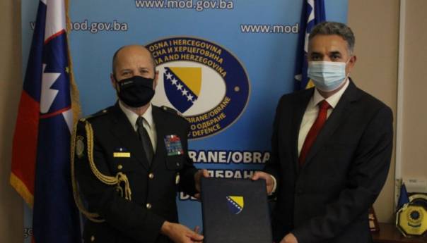 Nastavlja se uspješna saradnja ministarstava odbrane Slovenije i BiH