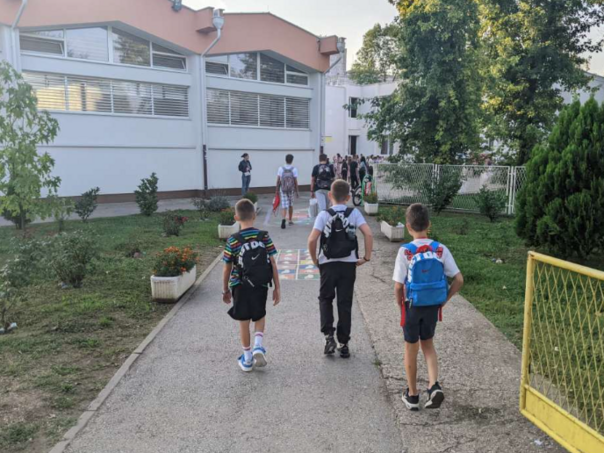Nastavljena nastava u školama u manjem bh. entitetu