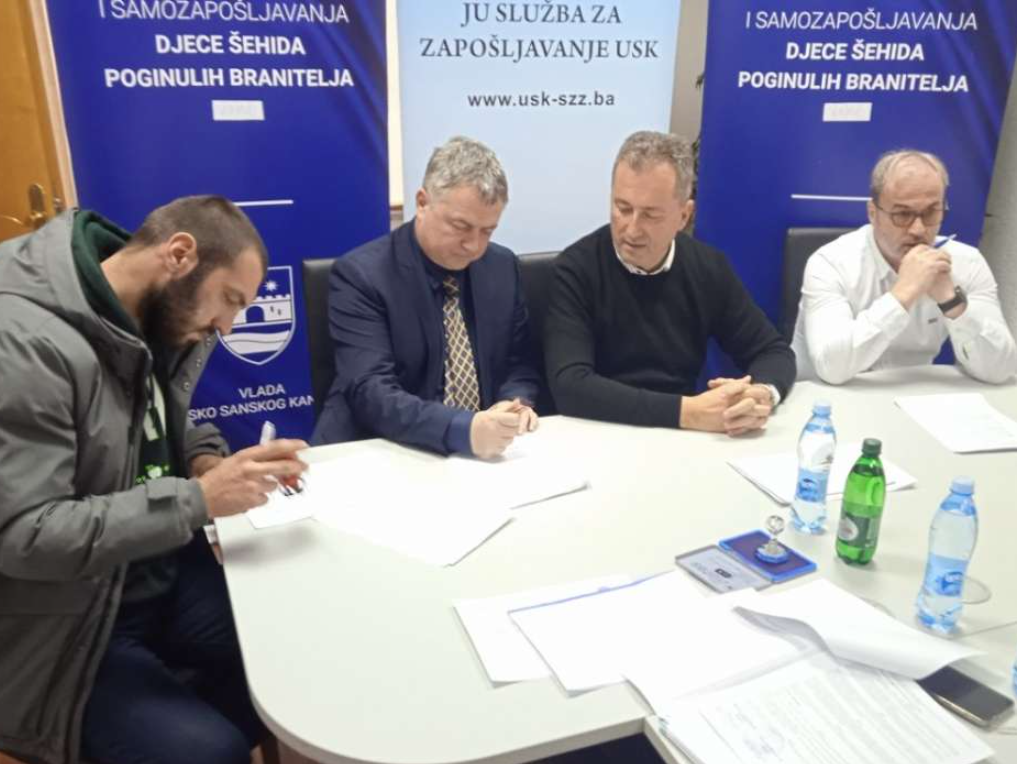 Nastavljena realizacija programa zapošljavanja djece šehida i poginulih branilaca u USK