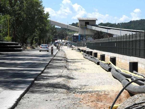 Nastavljena rekonstrukcija cestovnog ulaza u Lukavac