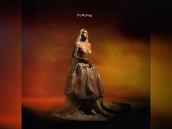 Nataša Bekvalac na Radiju M i Radiju M plus predstavila novi album "Mama"