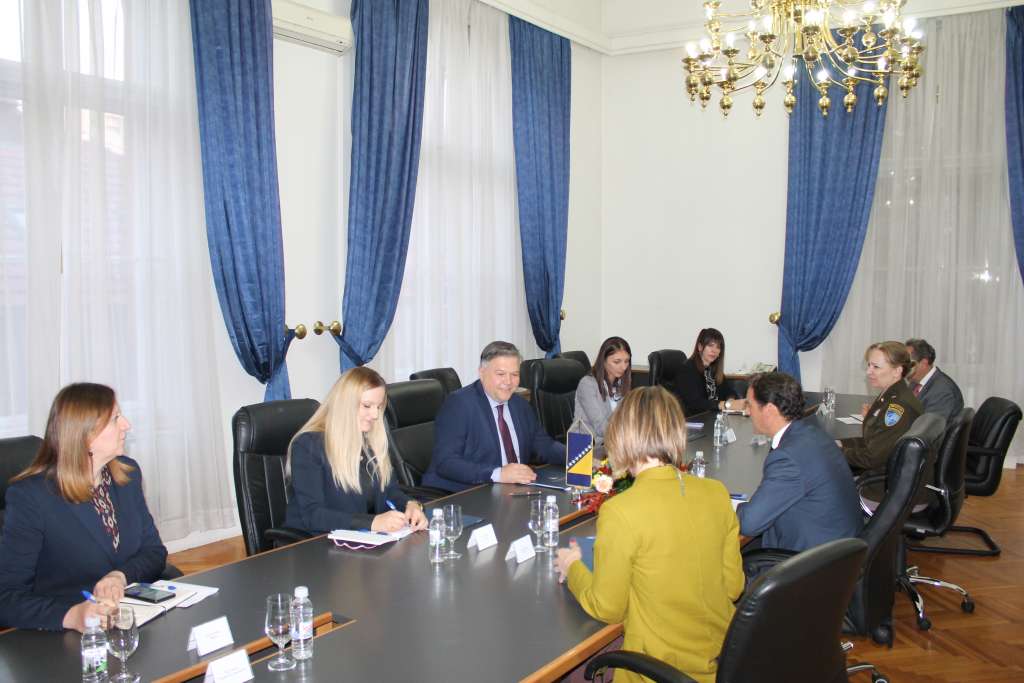 NATO aktivno podržava BiH u njenom reformskom procesu