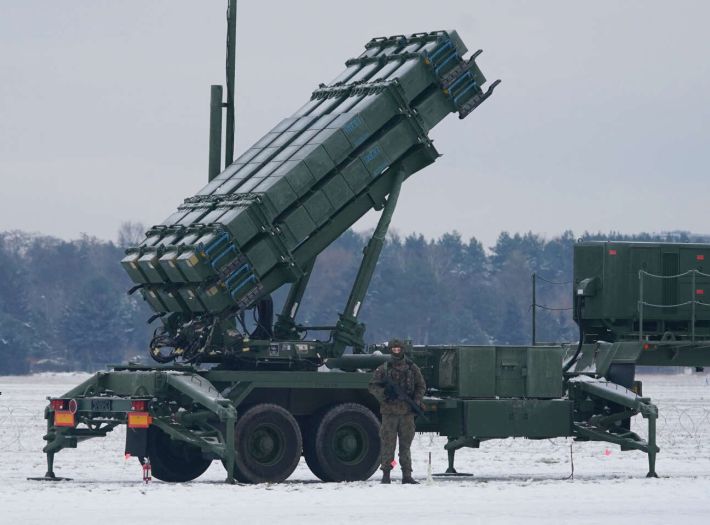 NATO će svojim članicama pomoći da kupe 1.000 moćnih raketa Patriot
