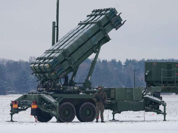 NATO će svojim članicama pomoći da kupe 1.000 moćnih raketa Patriot