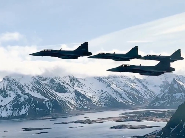 NATO počeo misiju na Arktiku s ciljem osiguranja stabilnosti Grenlanda