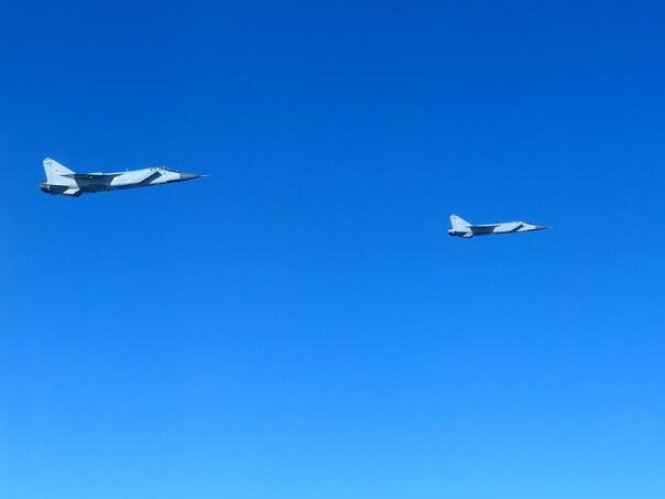 NATO podigao uzbunu: Mađarski lovci presreli ruske borbene avione