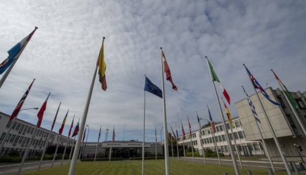 NATO poziva Iran da se suzdrži od daljnjeg nasilja