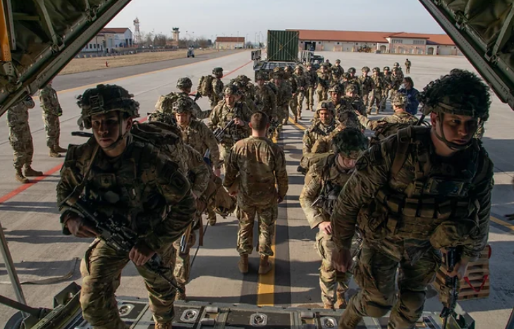 NATO razmiješta 100.000 vojnika u Poljsku