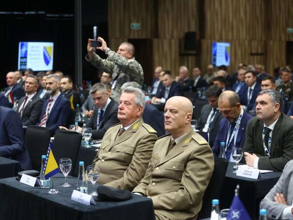 NATO u Sarajevu: Zajedno ćemo odgovoriti na prijetnje