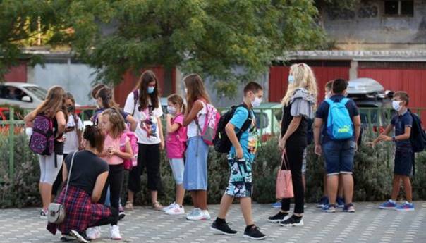 Naučnici otkrili zašto korona kod djece najčešće uzrokuje blage probleme
