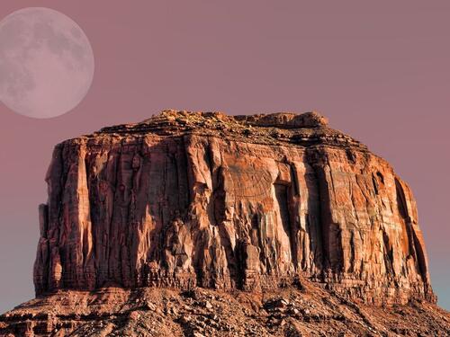 Navajo narod se protivi odlaganju ljudskih ostataka na Mjesecu