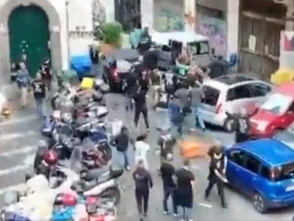 Navijački incident u Napulju: Tragedija izbjegnuta samo srećom