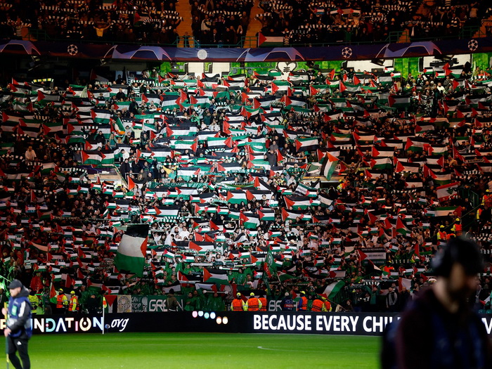 Navijači Celtica stadion ispunili hiljadama palestinskih zastava, sad ih čeka kazna