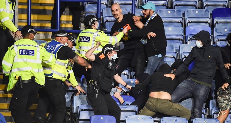 Navijači Leicestera i Napolija se tukli u više navrata