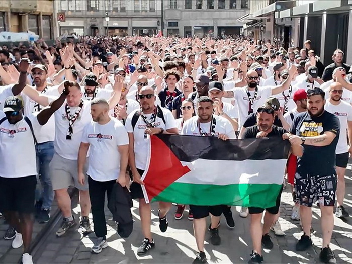 Navijači PSG-a podržali Palestinu uoči finala Lige prvaka u Minhenu