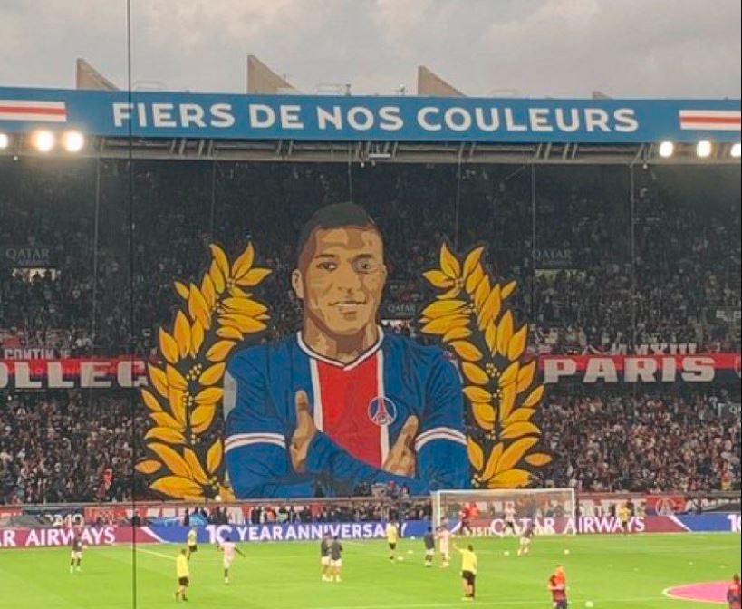 Navijači PSG-a se veličanstvenom koreografijom oprostili od Mbappea