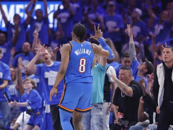 NBA liga kaznila igrača Oklahome radi natpisa na majici