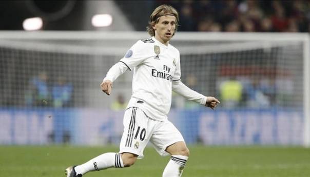 Ne pričajte o mojim godinama, nego o igrama na terenu