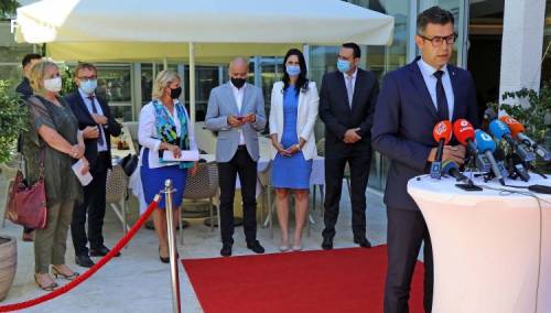 Neće biti odgode početka nastave u Federaciji BiH