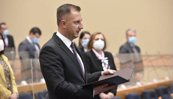 Nedeljko Ćorić novi ministar saobraćaja i veza RS