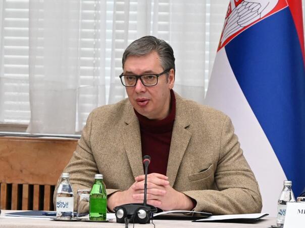 Nedjelja Dan žalosti u Srbiji: Vučić naredio oduzimanje oružja i provjere