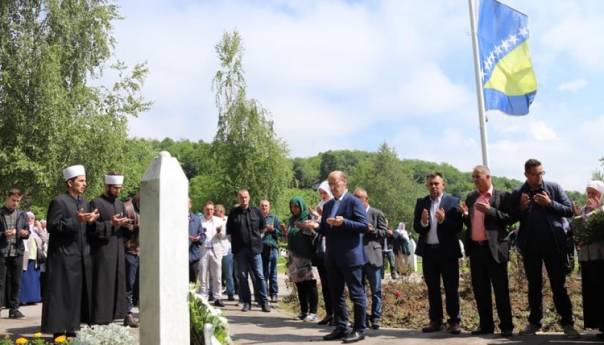 Nedopustivo da žrtve genocida u RS finansiraju tzv. stvaraoce