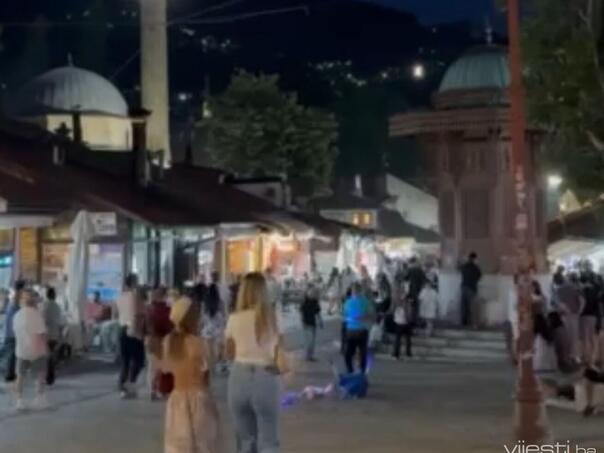 Nedopustivo: Sebilj na Baščaršiji u jeku sezone u mraku