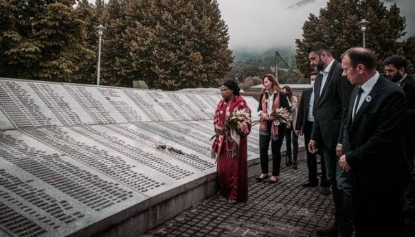 Nedritu u Potočarima: Nećemo dozvoliti da vas svijet zaboravi