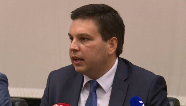 Neformiranje vlasti pokušaj "mostarizacije" Federacije BiH