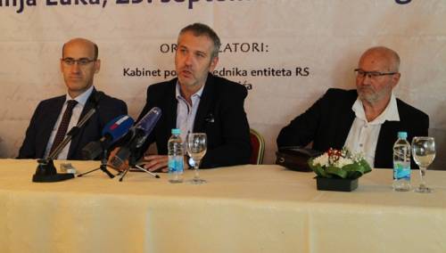 Negiranje prava na maternji jezik težak oblik kršenja prava i sloboda