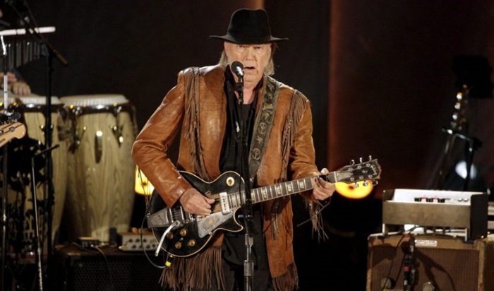 Neil Young: Demonstranti su izmanipulisani