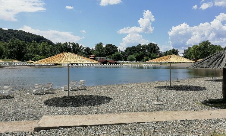 Neizvjesna turistička sezona na Panonskim jezerima u Tuzli 