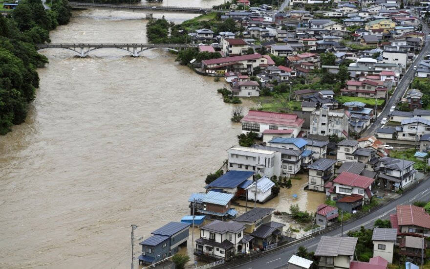 Nekoliko hiljada ljudi evakuirano na sjeveru Japana zbog obilnih kiša i poplava
