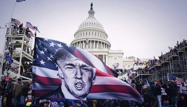 Nekoliko Trumpovih pristaša pred sudom nakon napada na Kapitol