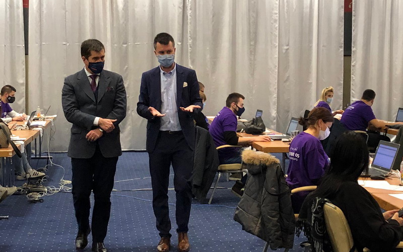 Nelson: Hvala svima koji pomažu da izbori budu pošteniji i transparentniji