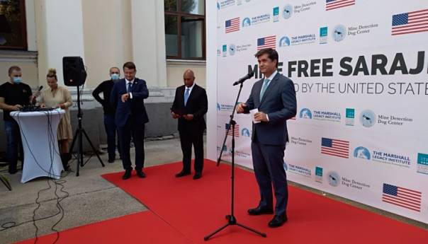 Nelson: Ovo je divan dan za Sarajevo, četiri općine očišćene od mina