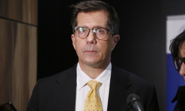 Nelson: Političke blokade sprečavaju napredak zemlje