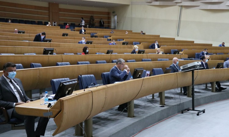 Nema hitne procedure za dopune Zakona o sigurnosti saobraćaja