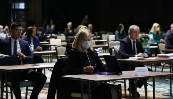 Nema hitnog postupka: Budžet FBiH vraćen u formu nacrta