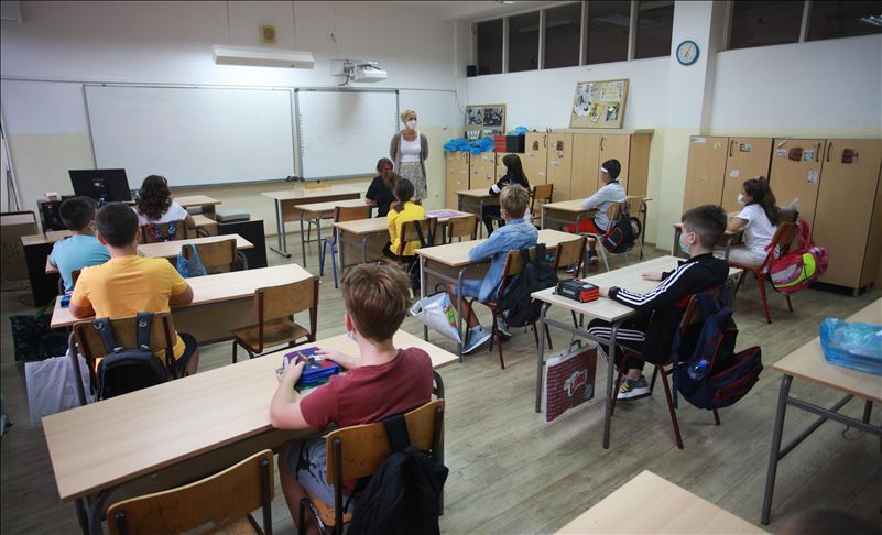 Nema jasne veze između otvaranja škola i porasta broja zaraženih