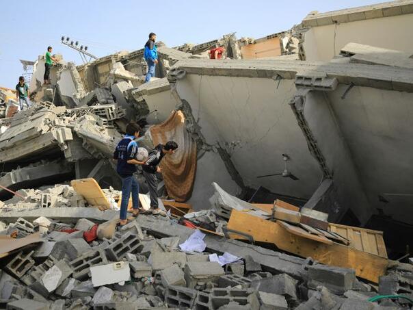 Nema mira u Gazi: Širom grada novi napadi i nove civilne žrtve