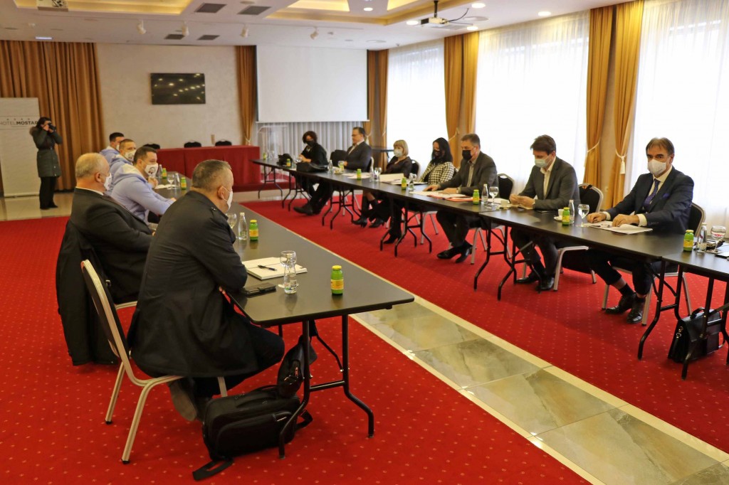 Nema pomaka u pregovorima sindikata zdravstvenih radnika i Vlade HNK