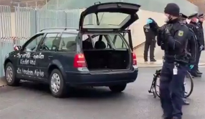 Nema pretpostavke da je izvršen napad na kancelariju Merkelove
