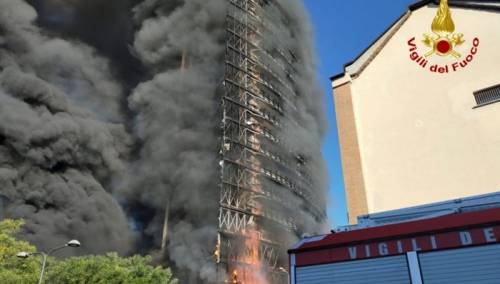 Nema žrtava u požaru koji je uništio zgradu u Milanu