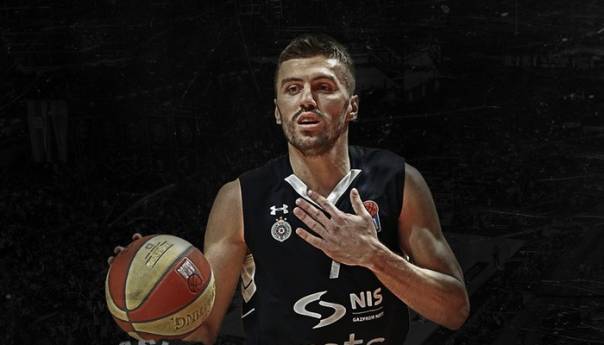 Nemanja Gordić i službeno produžio ugovor s KK Partizan